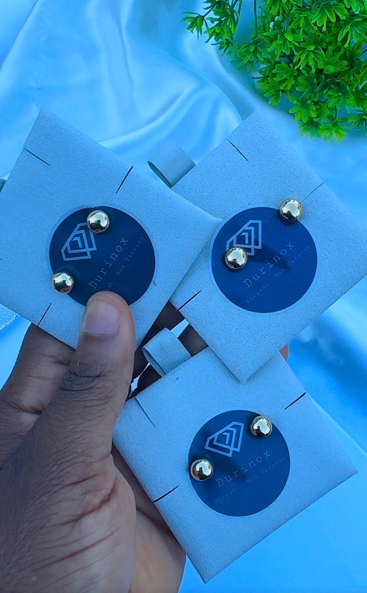 18 Karat Solid Gold Ball Stud Earrings | Shiny | 1.4g