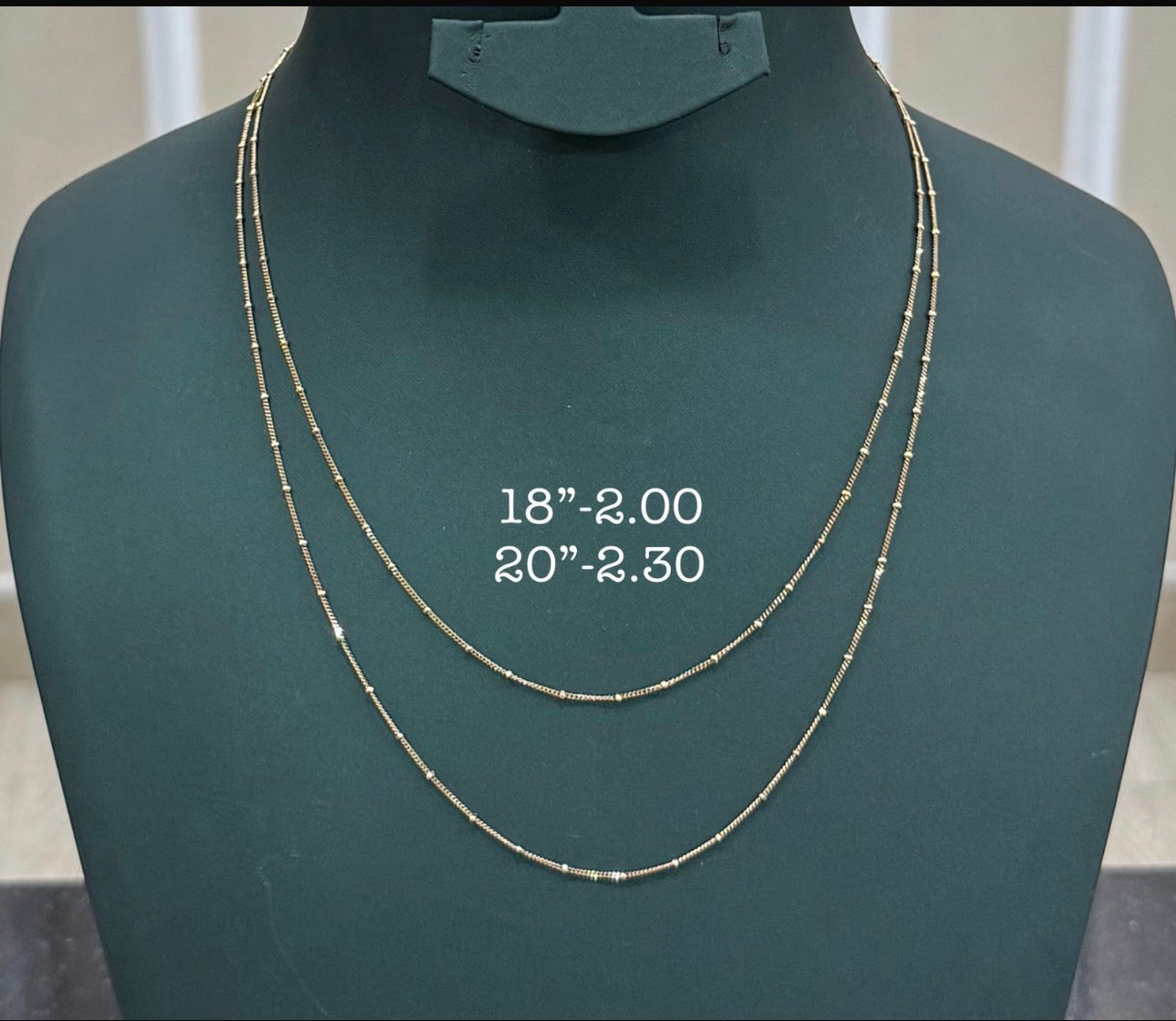 Degaats 18 Karat Gold Chain Necklace