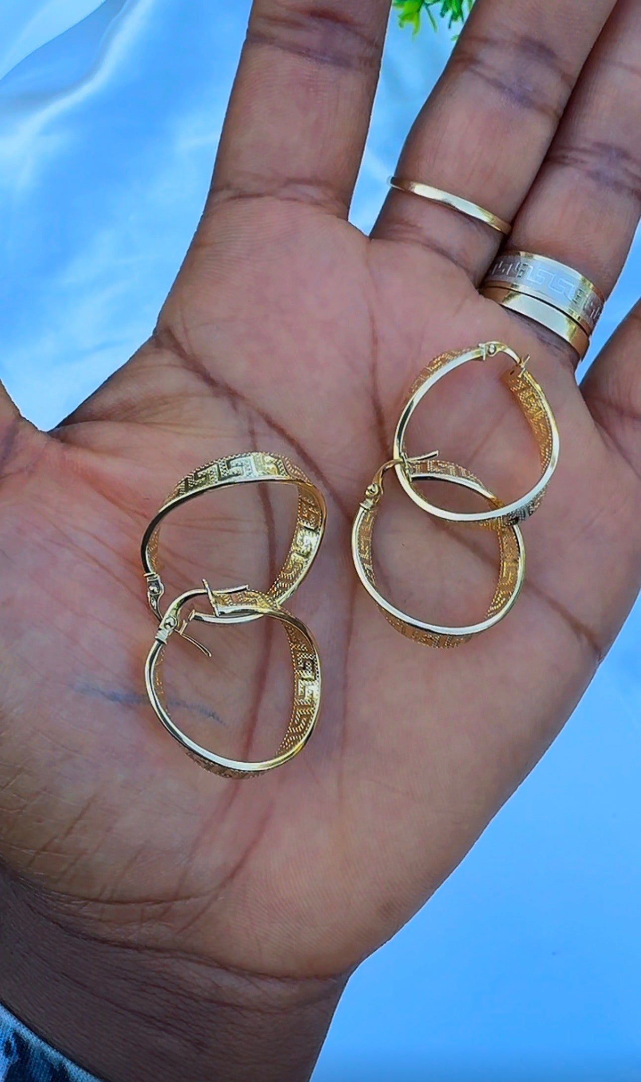 18K Solid Gold Patterned Hoop Earrings | 1.8g