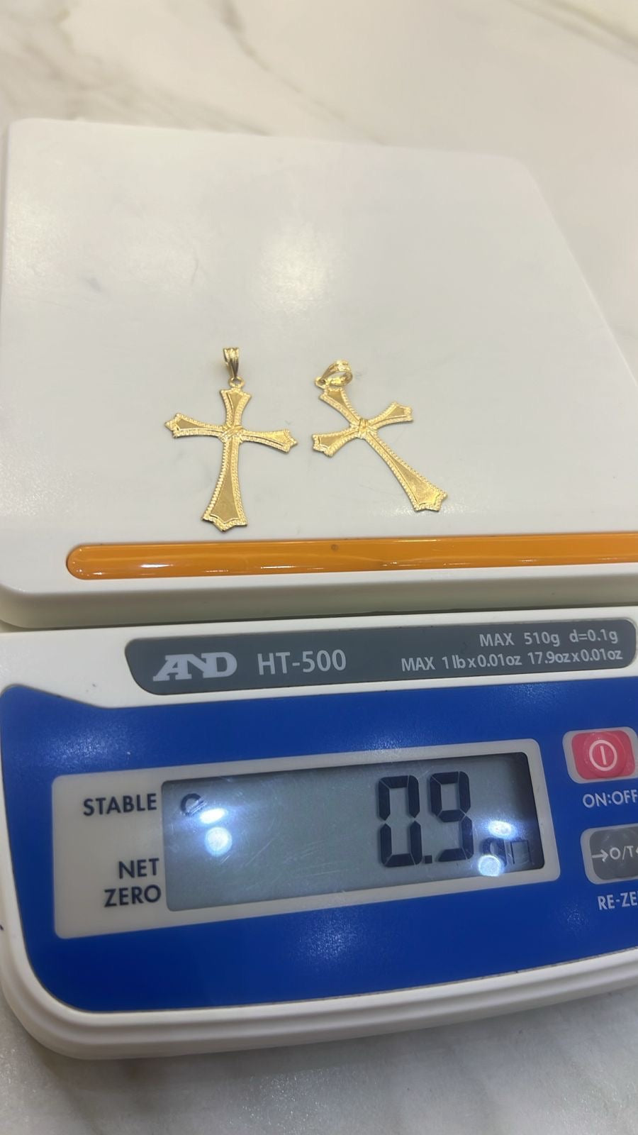 18k Solid Gold Cross Pendant | 0.45g
