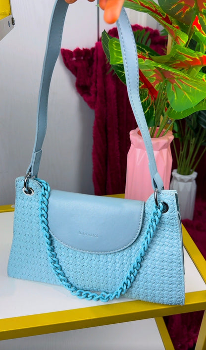 Blue Woven Handbag With Chain {Medium} | LARYZ Everyday 004