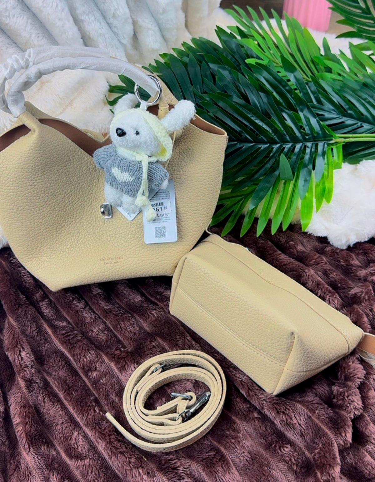 Biege Slouchy 3-in-1 Bucket Bag with Bunny Bag Charm | LARYZ Everyday - 043 | Medium