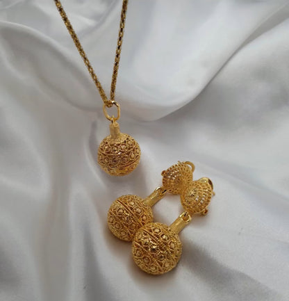 DLux Sunbelle 2yr Guarantee Dubai Imitation Jewellery Set - No Chain