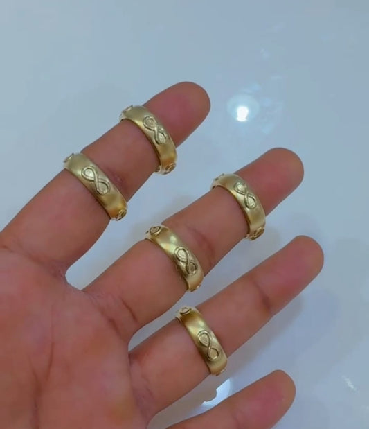 Defam 18ct Solid Gold Infinity Band | Unisex Ring
