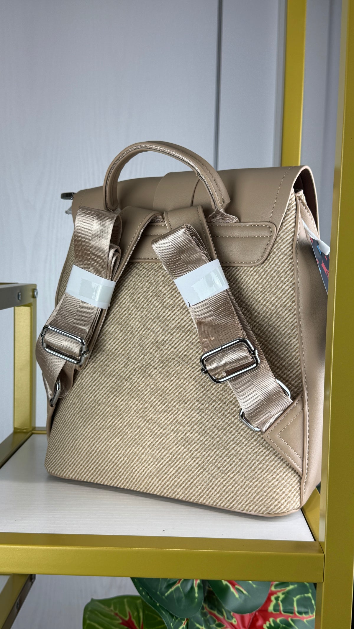 Black & Biege Structured Women's Bagpack {Medium} | LARYZ Everyday 008