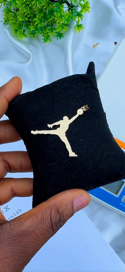 Dagam 18ct Gold Basketball Pendant