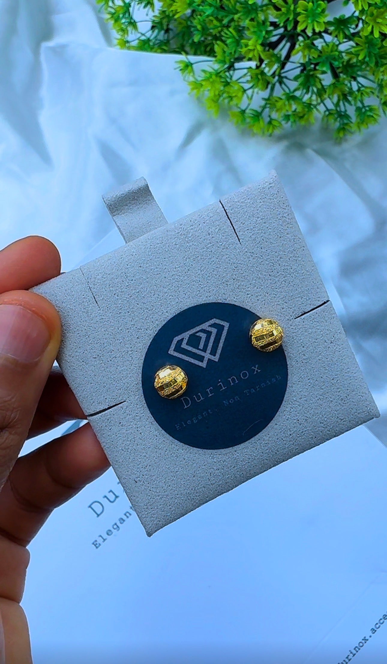 21 Karat Solid Gold Ball Stud Earrings | 1.8g & 2.0g | 3 Different Designs