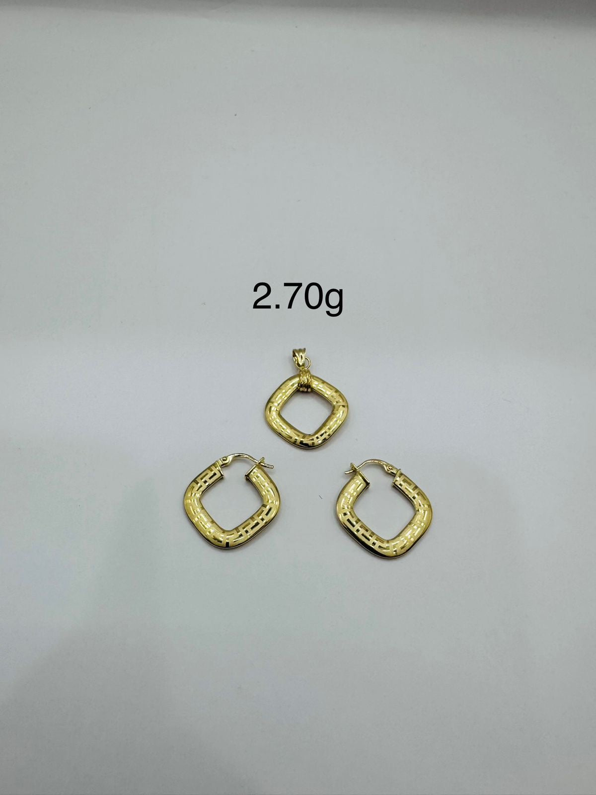 Degarh 18Karat Solid Gold Hoop Earrings & Pendant Jewellery Set