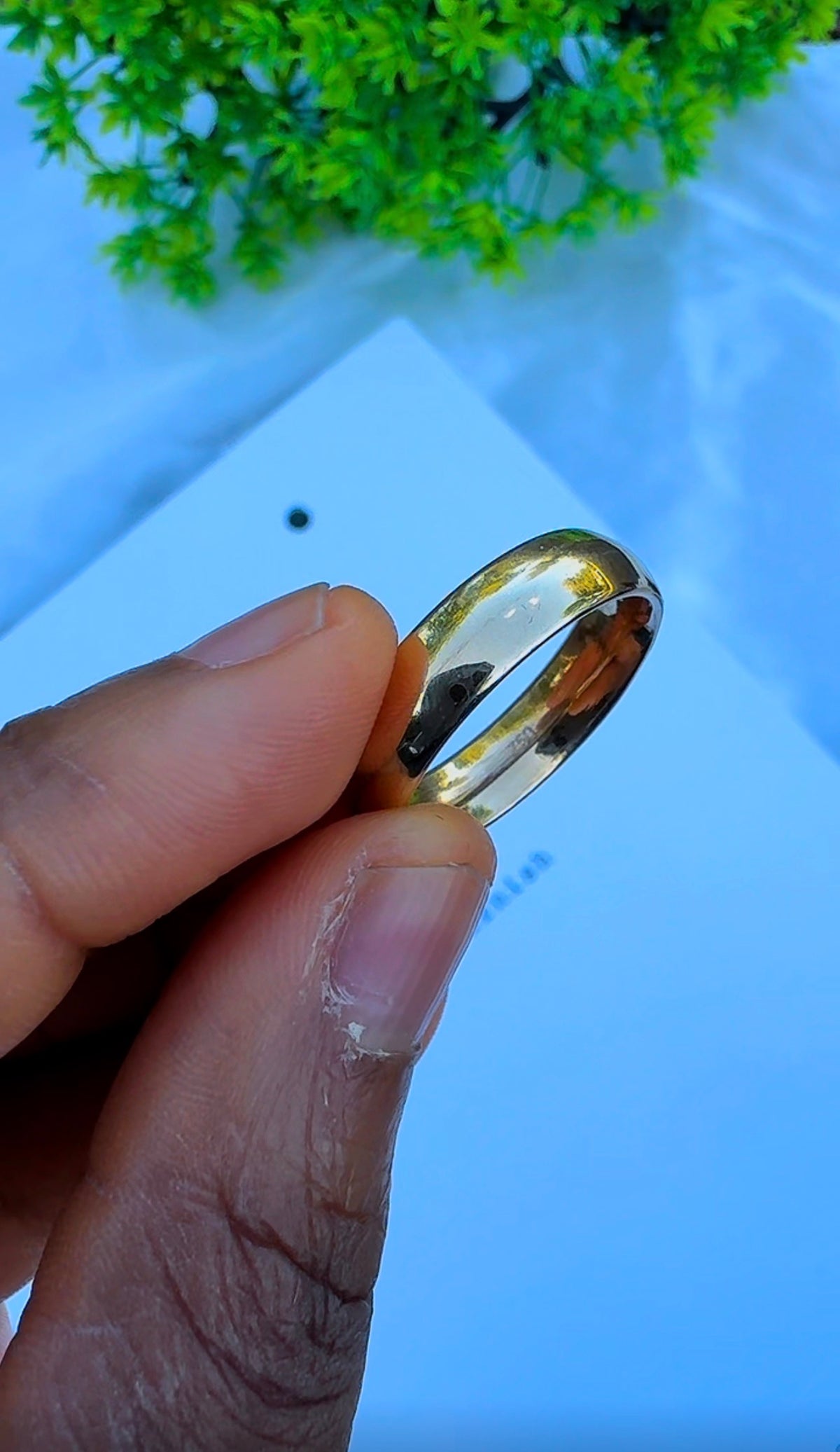 18 Karat Solid Gold Classic Unisex Band | Shiny | 1.5mm & 3mm | 2.3-3.2g | US Sizes 8-11