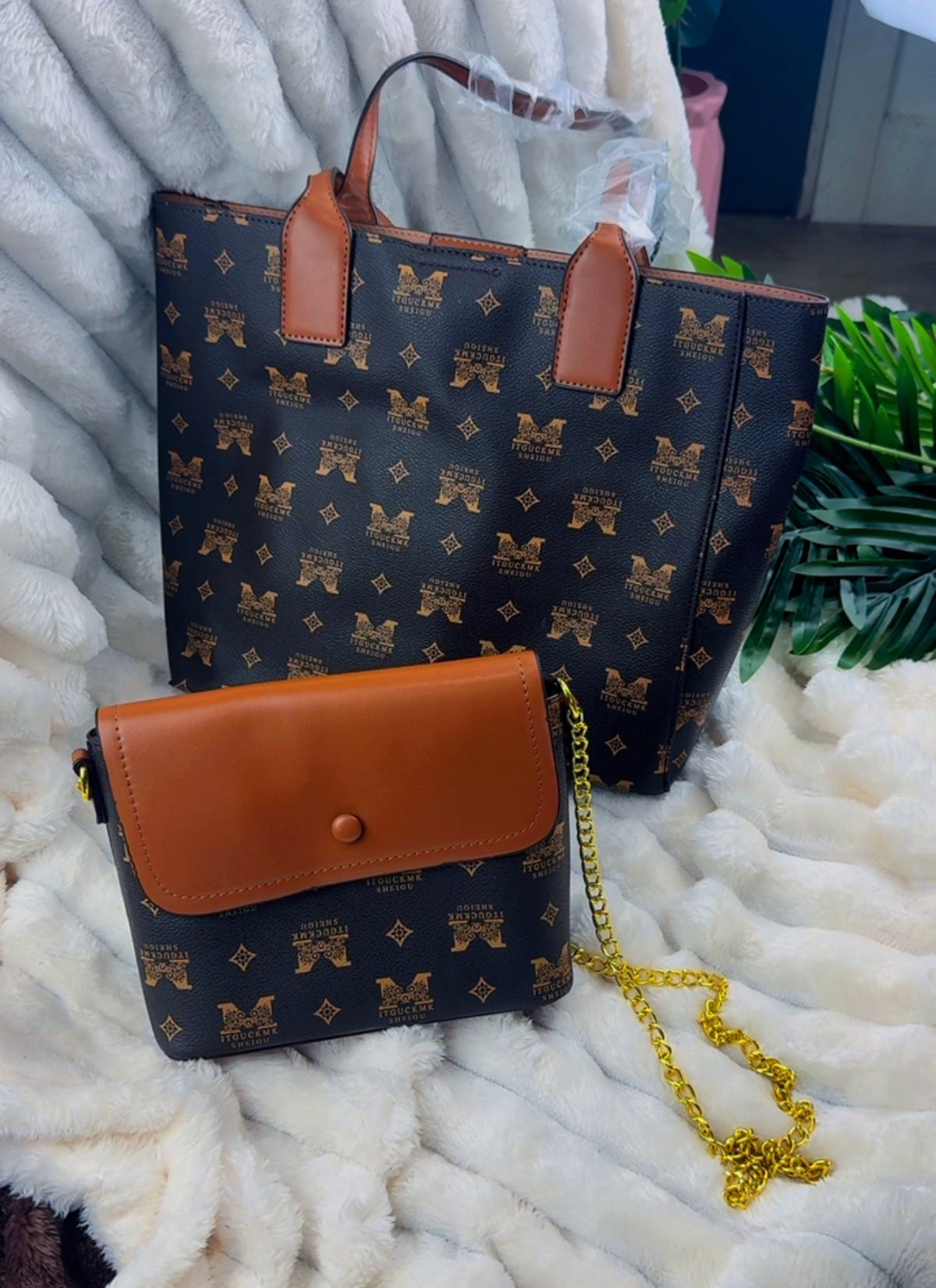Women's Brown Monogram Pattern Tote Bag  | LARYZ Everyday 040 | Big