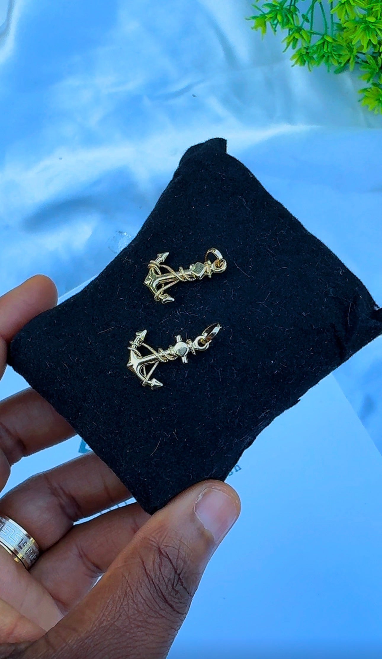 18K Solid Gold Anchor Pendant | 1.1g & 1.4g
