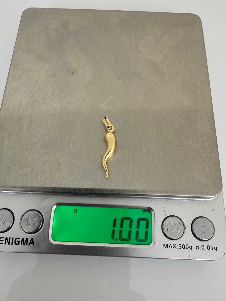 18K Solid Gold Cornicello Italian Horn Pendant - 0.9g