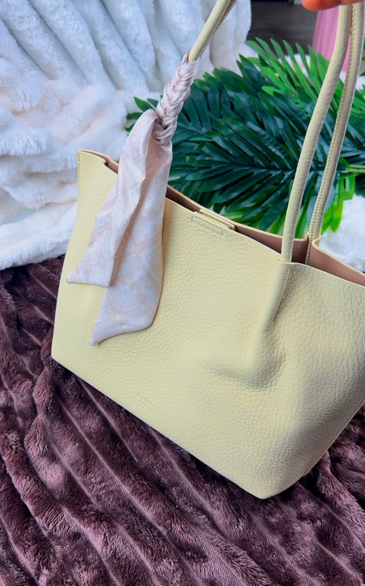 Women’s Off-White Pebbled Leather Dual-Handle 3-in-1 Big Tote Bag | LARYZ Everyday 047 | Big