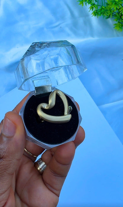 18K Solid Gold Heart Fashion Ring For Women | 0.8g | Sizes 7 & 8 (Extra Extra)