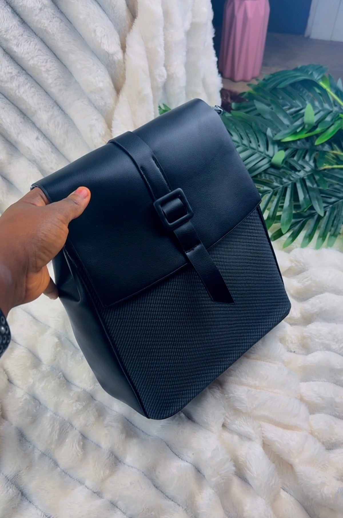 Black & Biege Structured Women's Bagpack {Medium} | LARYZ Everyday 008
