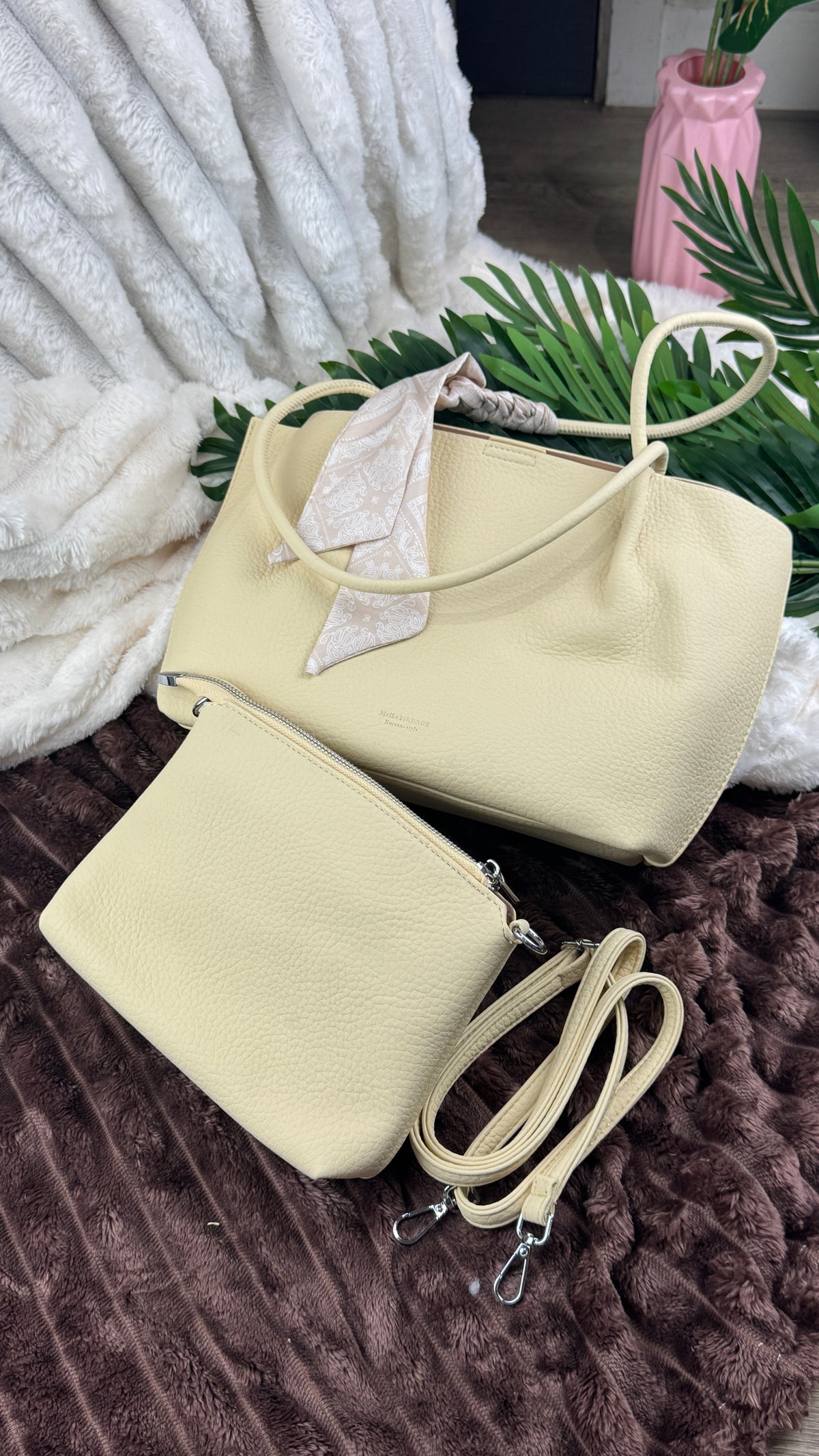 Women’s Off-White Pebbled Leather Dual-Handle 3-in-1 Big Tote Bag | LARYZ Everyday 047 | Big