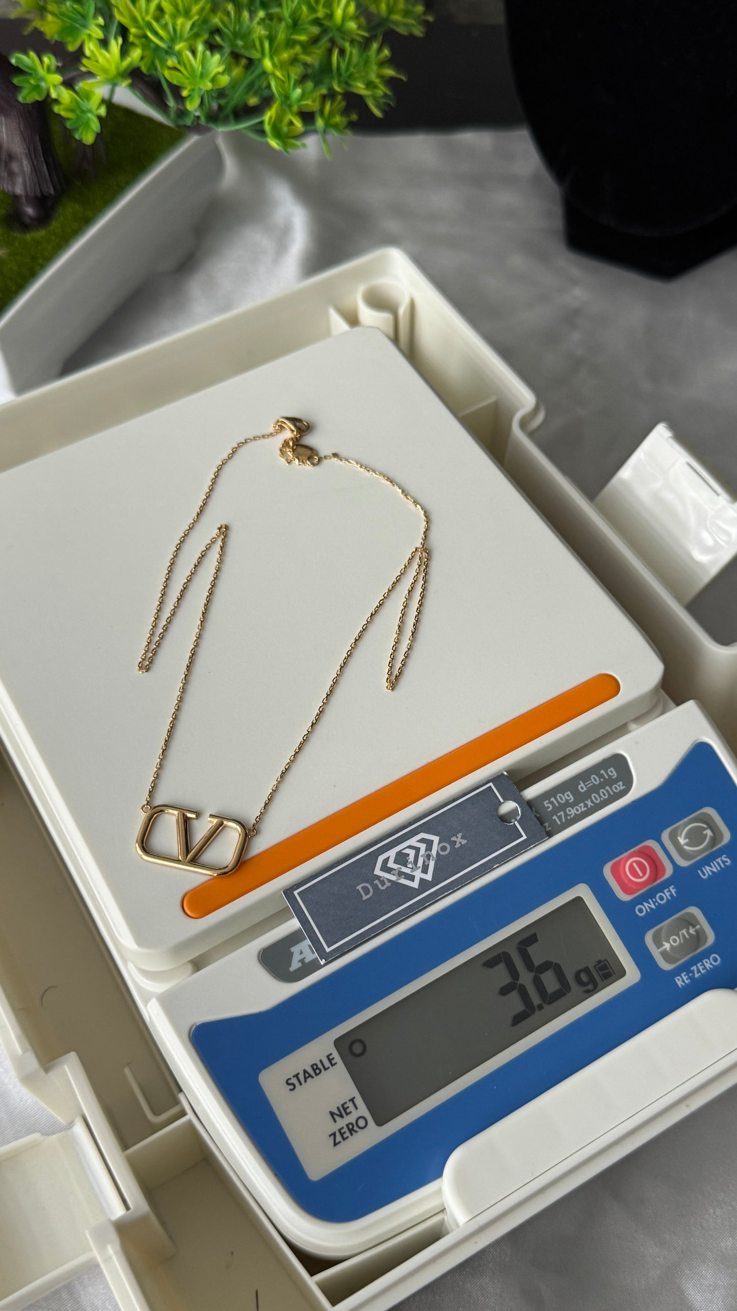 18K Solid Gold V Instant Chain Necklace For Women | 3.6g | 20 Inches (18” + 2”)