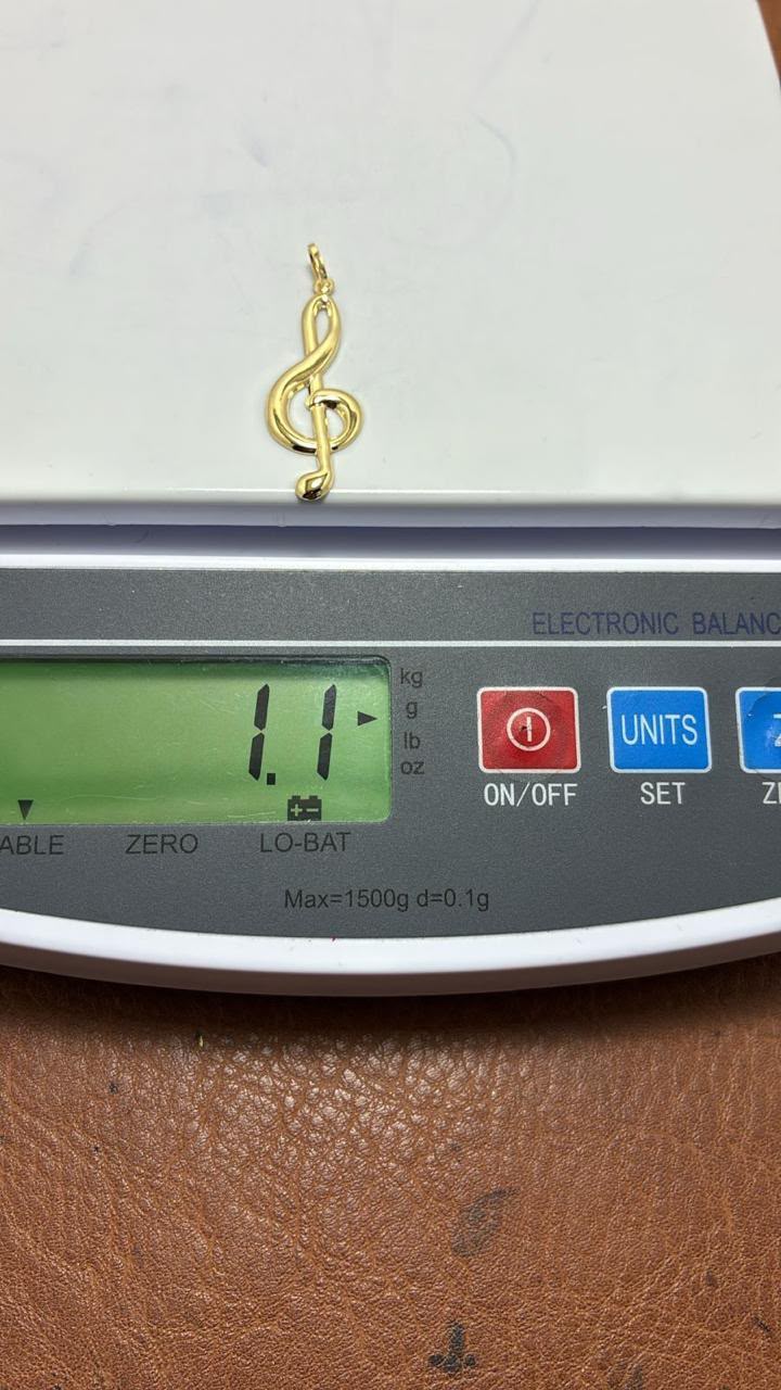 18K Solid Gold Music Note Pendant - 1.2g