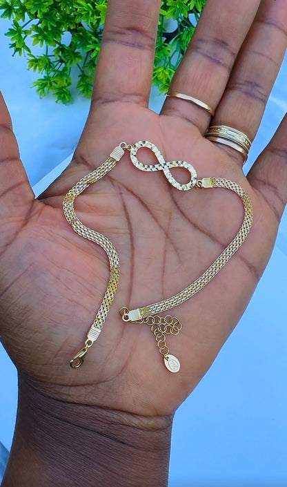 18 Karat Solid Gold Carpet + Charm Anklet | 10 Inches | 4g~4.3g