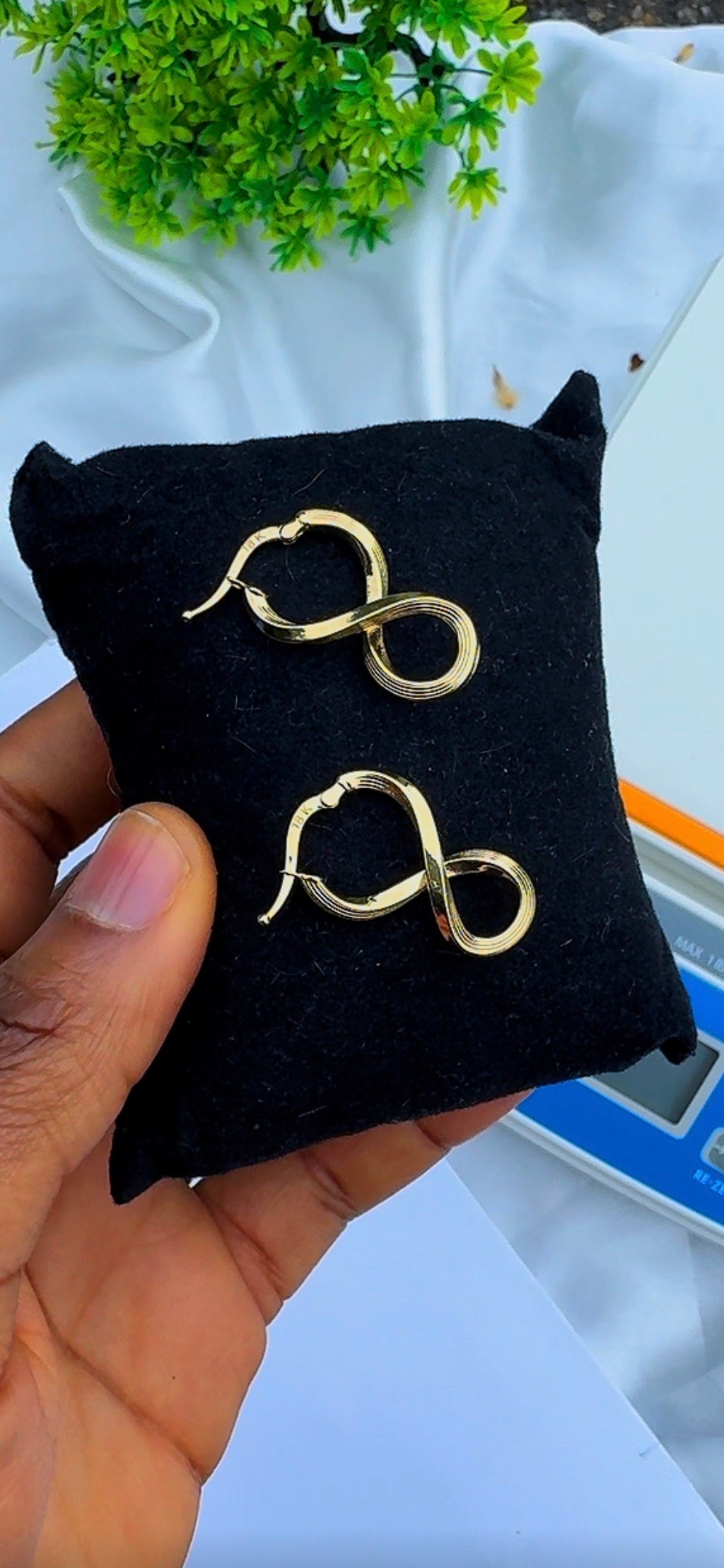 Dugab 18ct Real Gold Twist Hoop Earrings