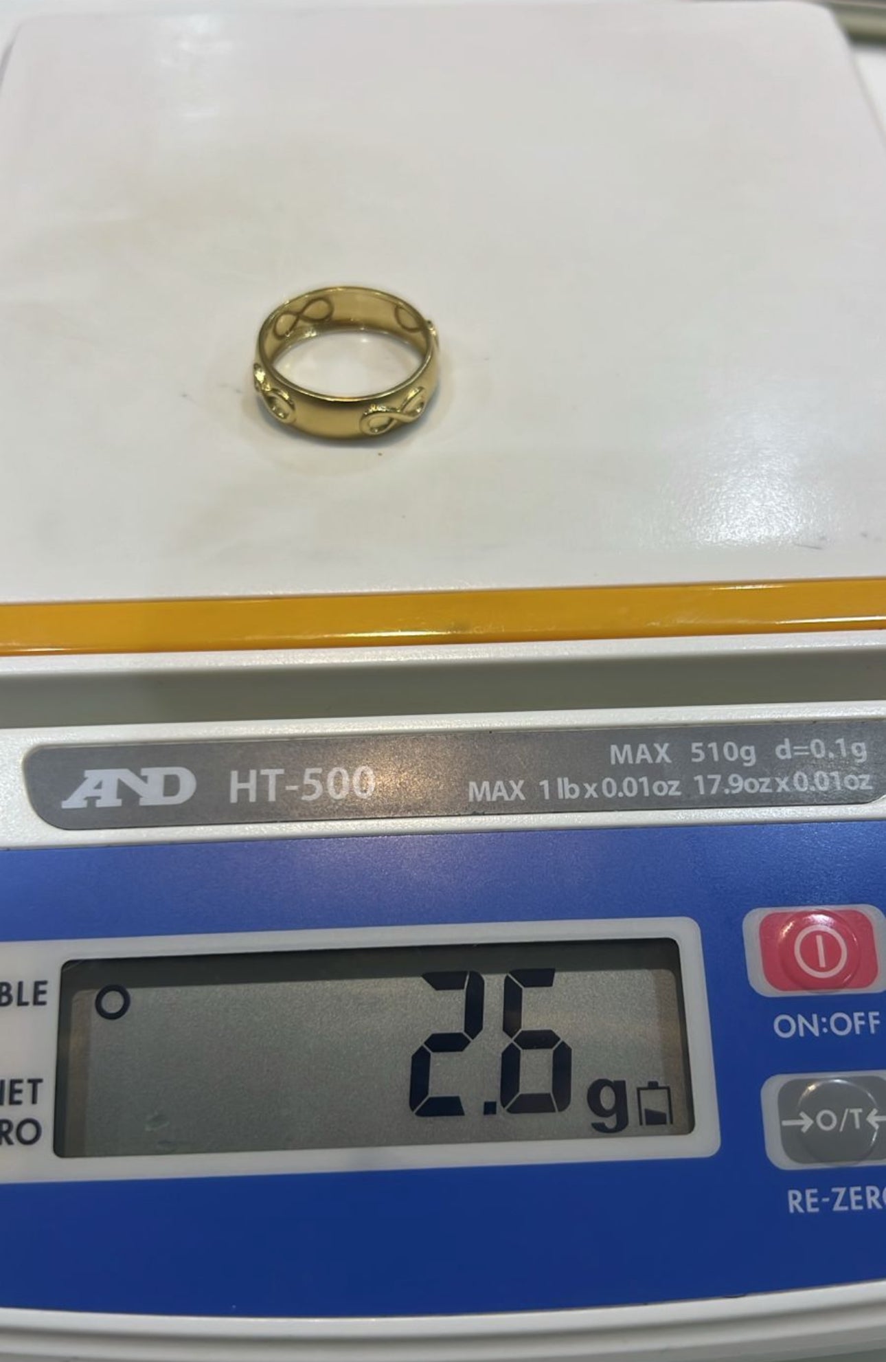 Defam 18ct Solid Gold Infinity Band | Unisex Ring