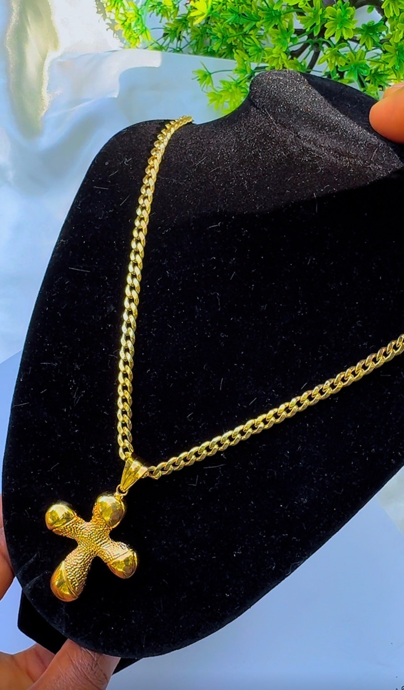 18K Solid Gold Cuban Chain Necklace For Men – 24 Inches - 7.1g
