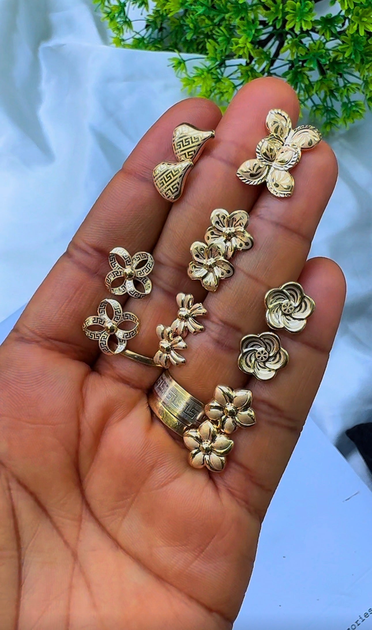 18K Solid Gold Textured Stud Earrings – Floral, Greek Key Clover & Bow Statement Stud Earrings (Pick Your Style) | 1.5 - 2.0g