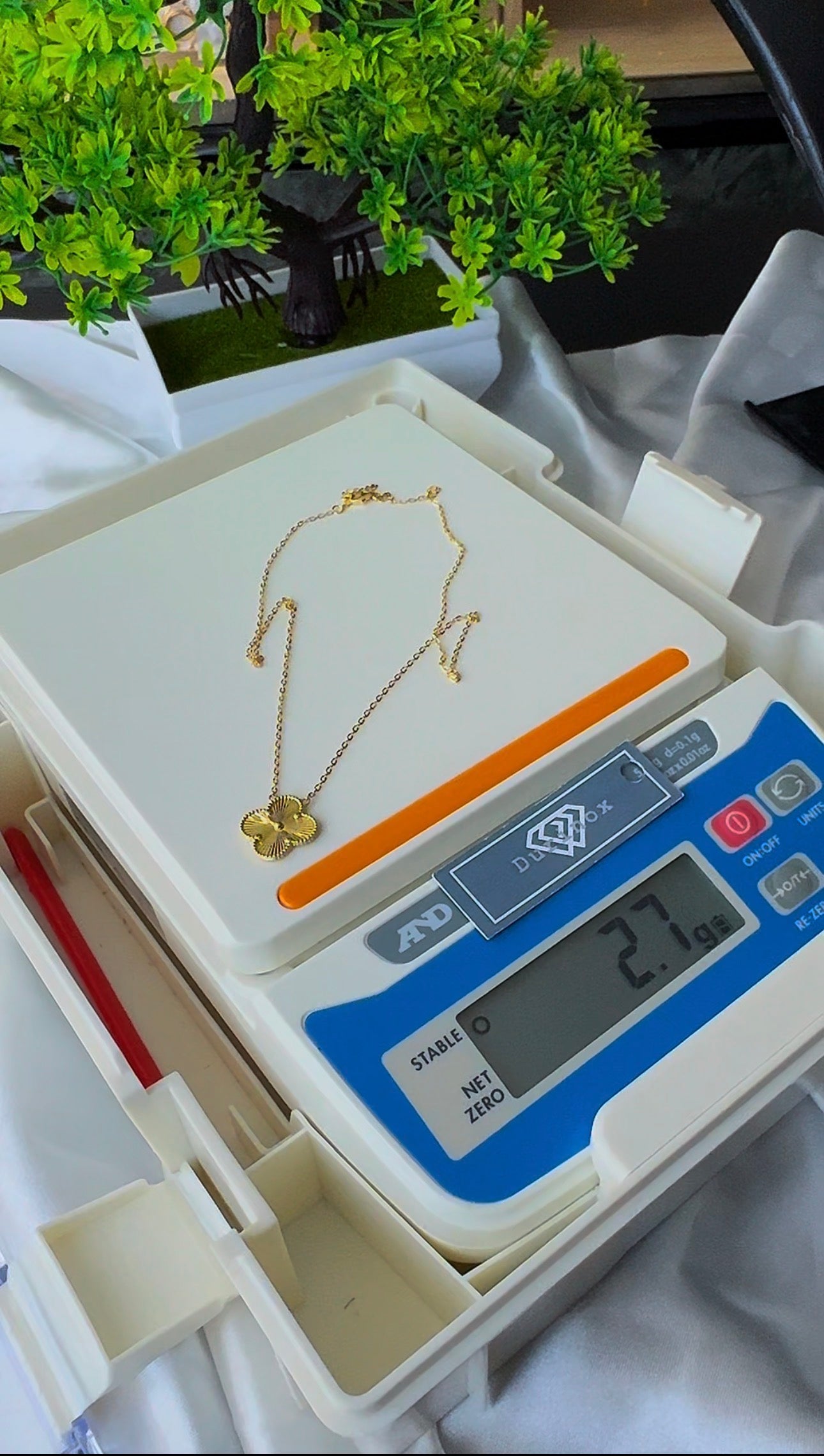 Degacc 18 Karat Solid Italian Gold Instant Chain Clover Necklace