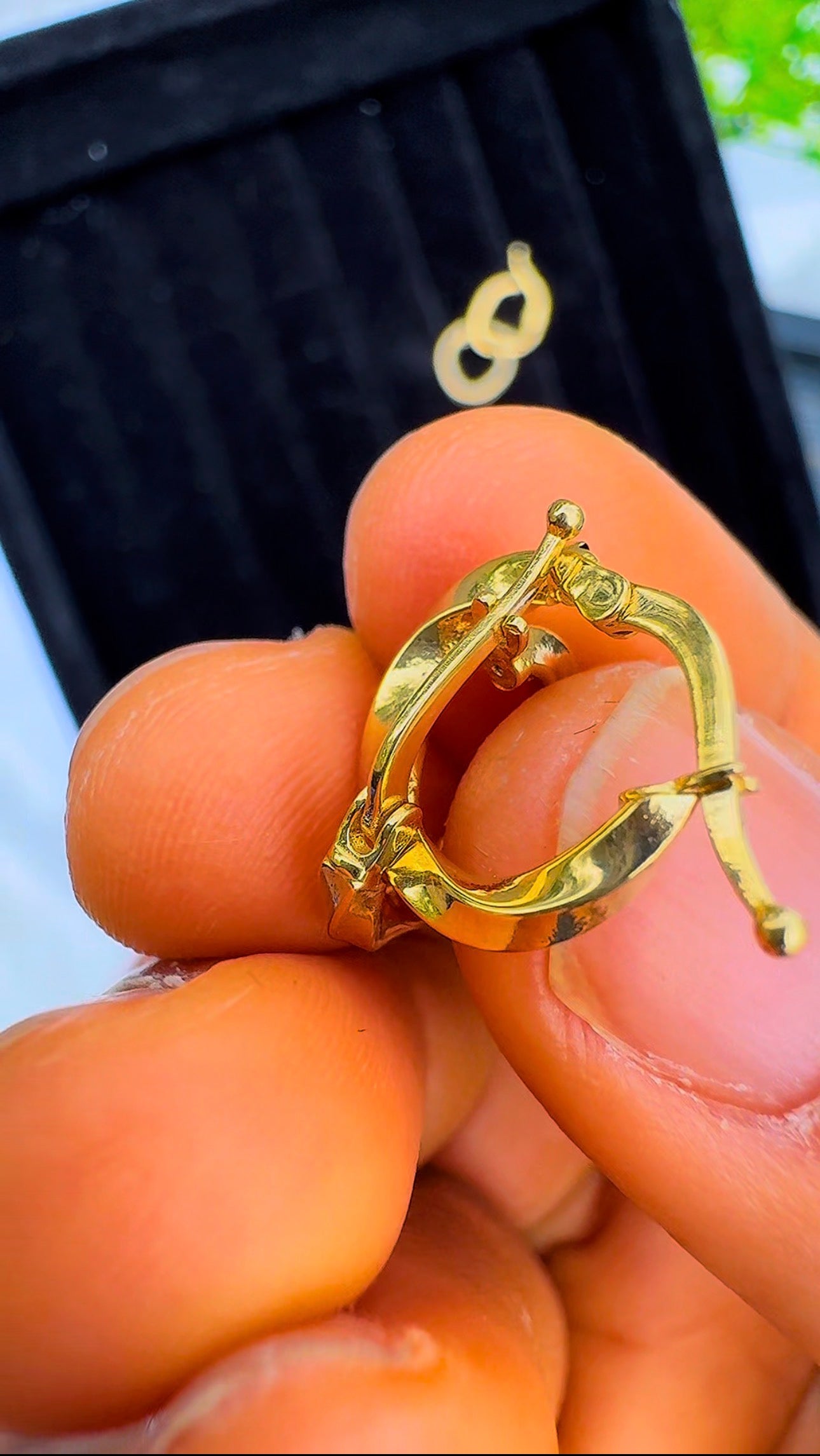 Defan 18ct Solid Gold Hoop Earrings (Small; 1cm)