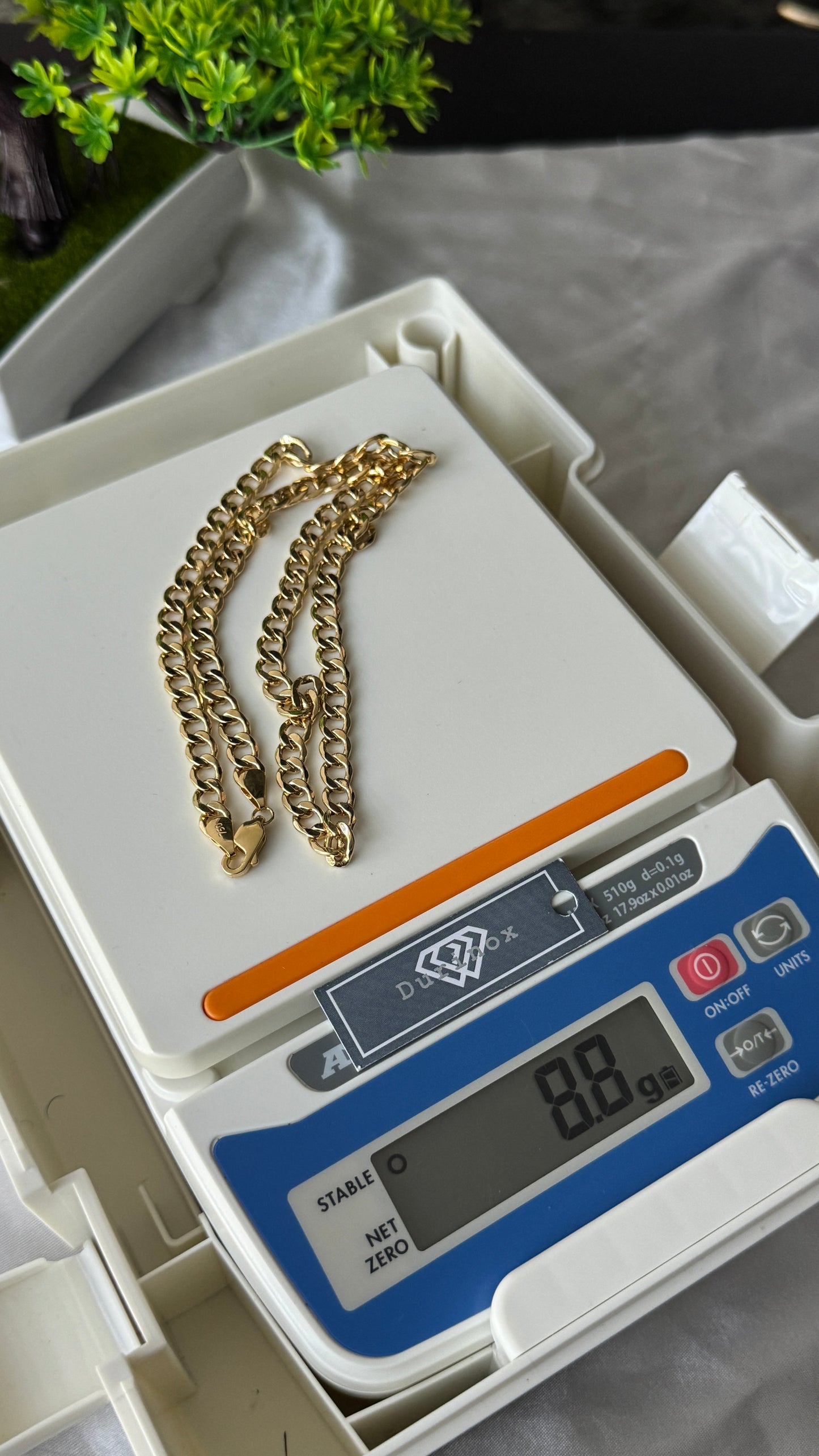 18K Solid Gold Cuban Chain Necklace For Men | 22 Inches | 8.8g