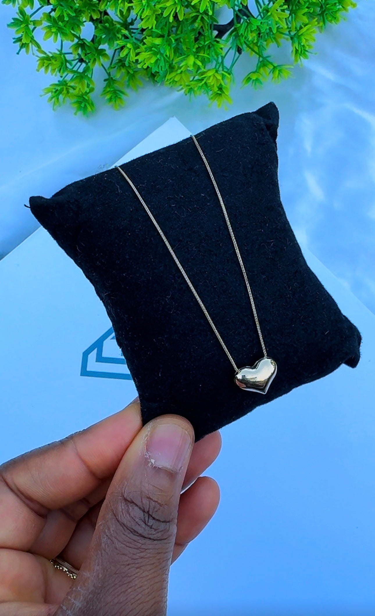 18K Solid Gold Dainty Heart Chain Necklace | Super Lightweight | 18 Inches | 1.2g