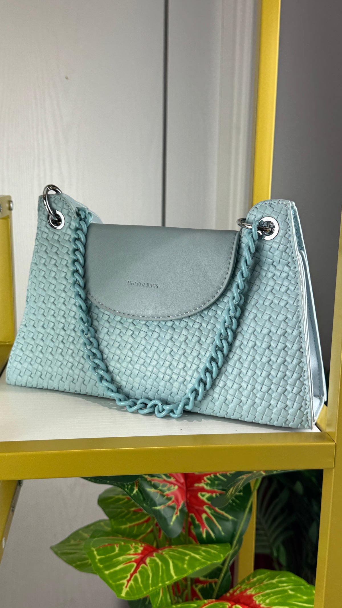 Blue Woven Handbag With Chain {Medium} | LARYZ Everyday 004