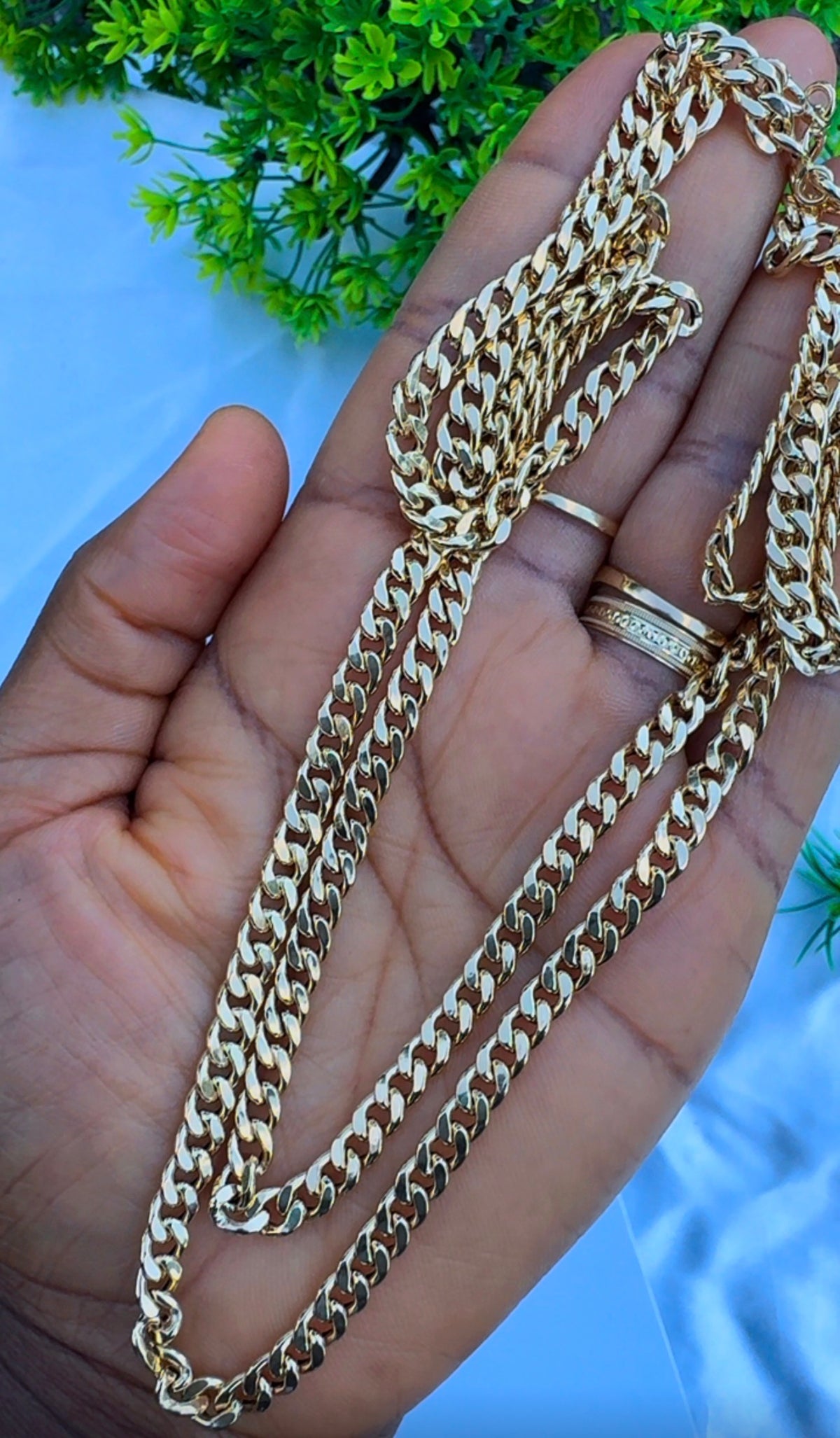 18K Solid Gold Cuban Chain Necklace Unisex | 20 & 22 Inches | 6.2 & 7.0g