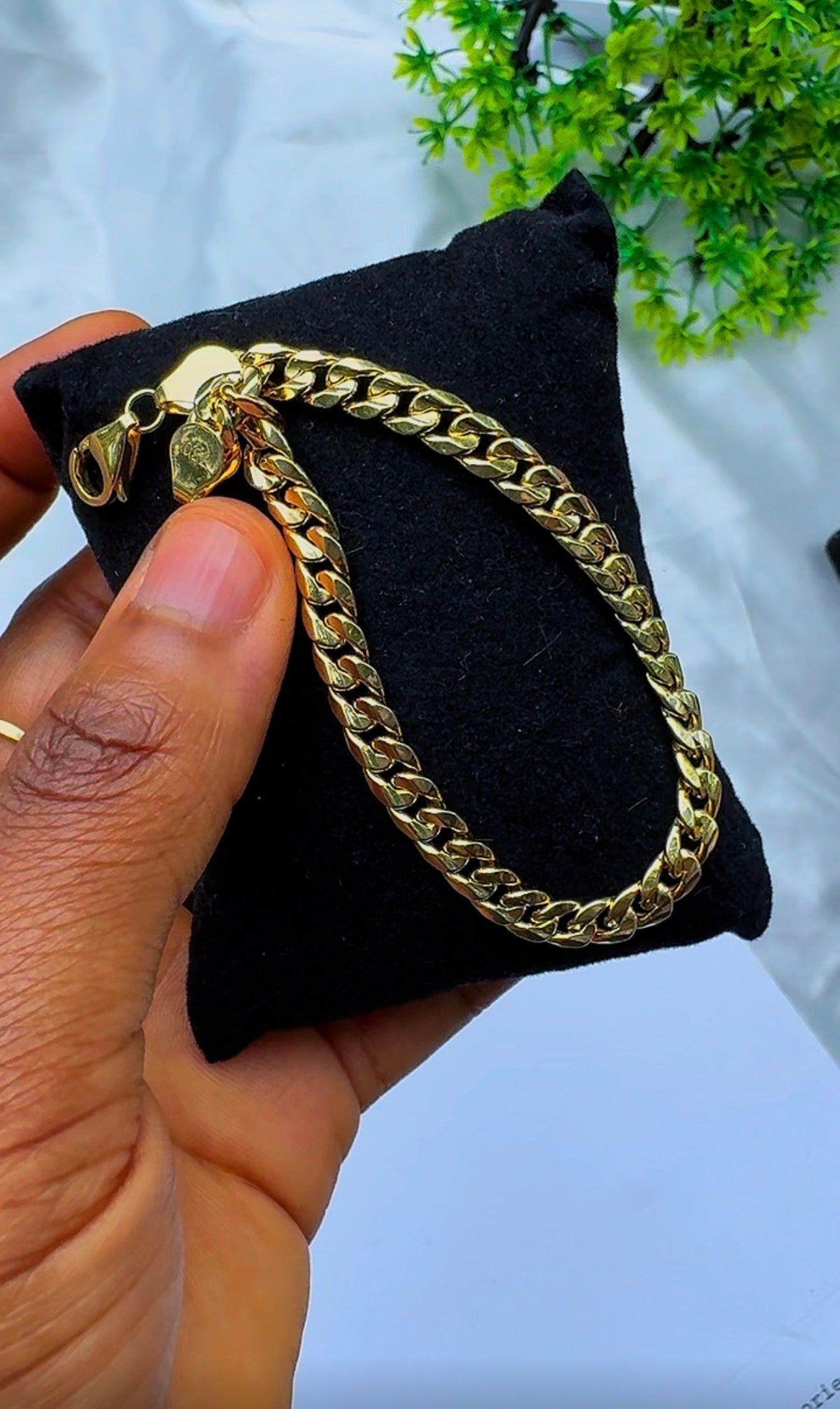 18K Solid Gold Cuban Bracelet – 4.1g | 7.5 Inches