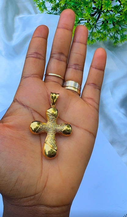 18ct Real Gold Cross Pendant (Extra) - 3.1g