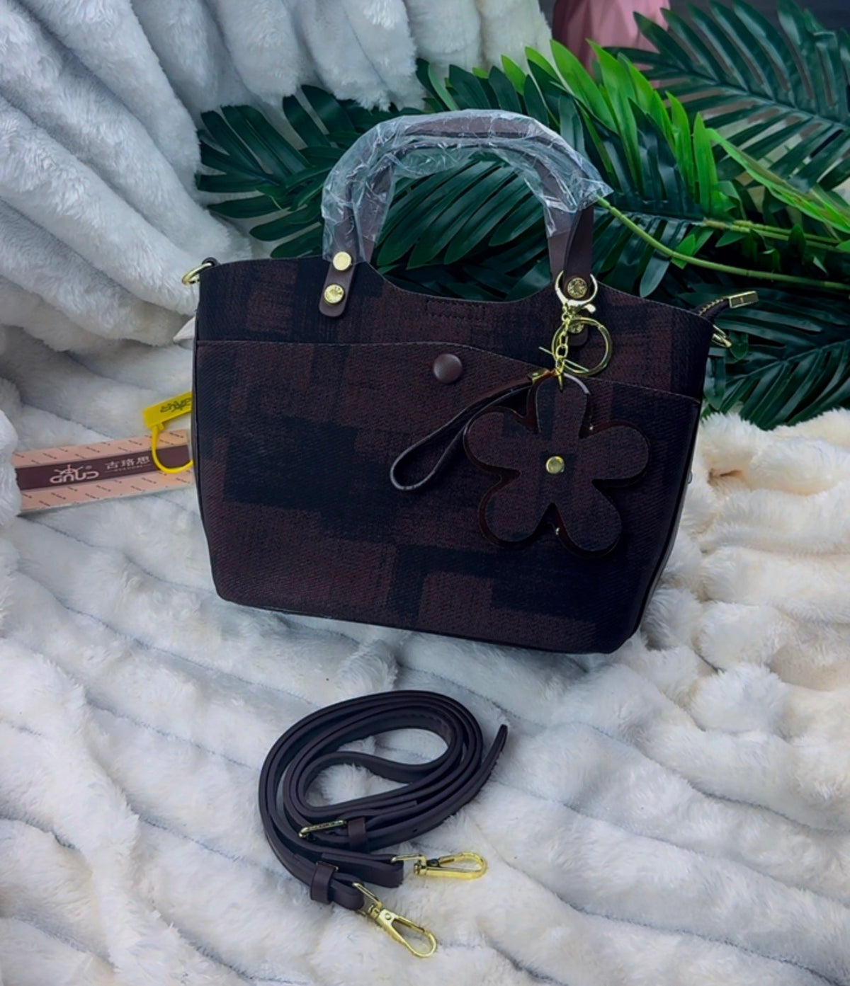 Brown Fabric Patch Handbag | LARYZ Everyday - 028 | Medium