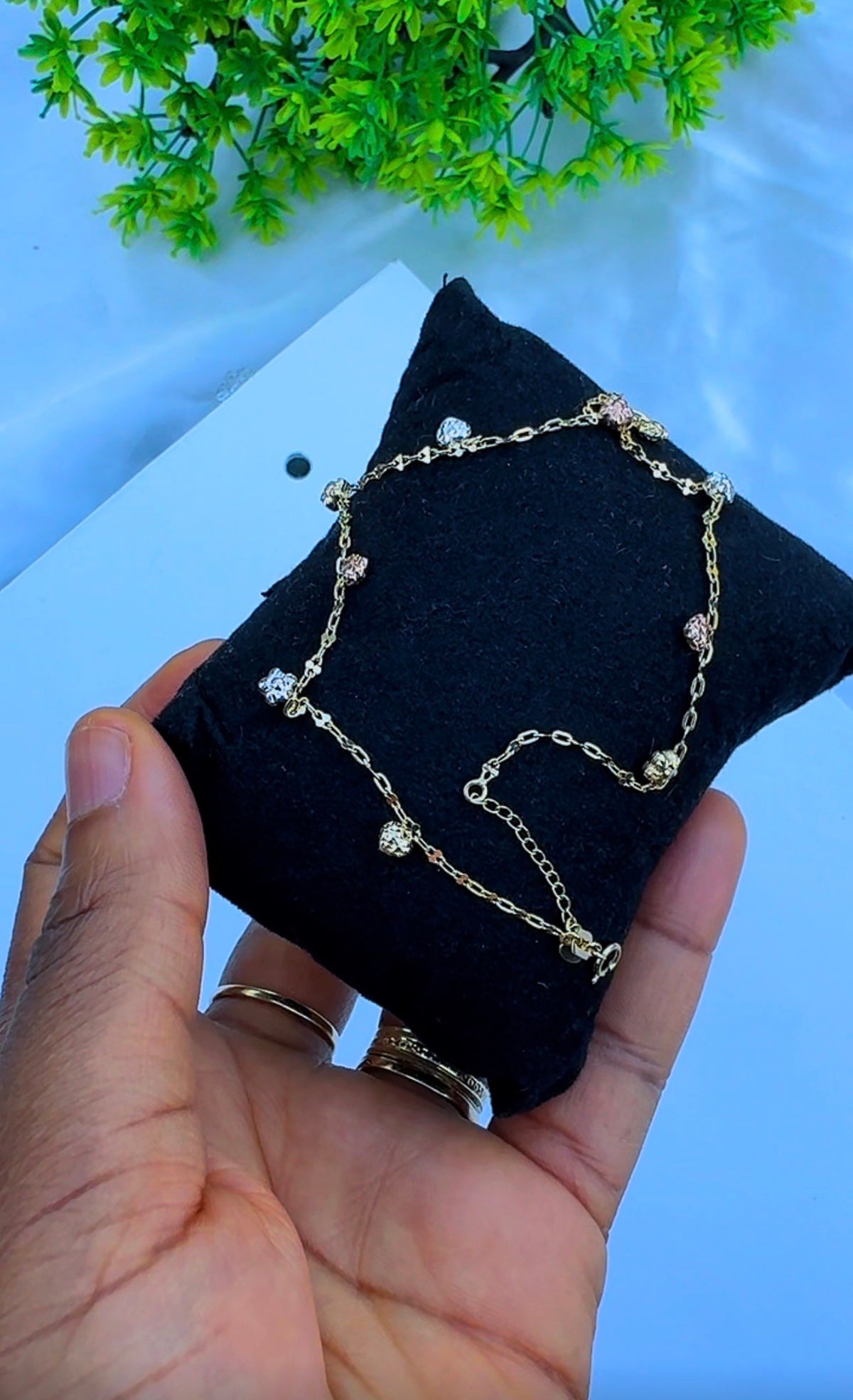 18ct Solid Gold 3-Tone Charm Anklet | 10 Inches | 2.4g