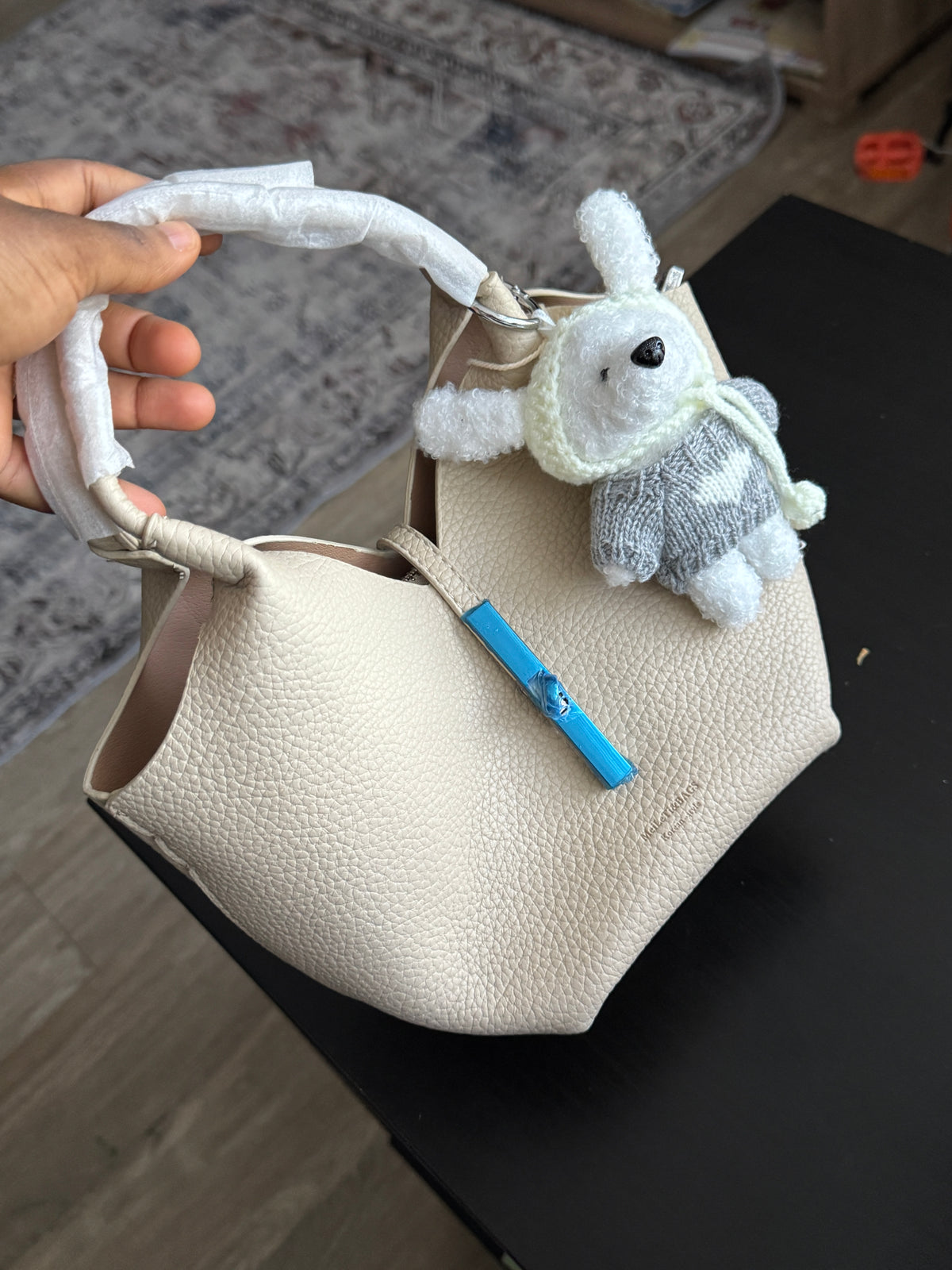 Biege Slouchy 3-in-1 Bucket Bag with Bunny Bag Charm | LARYZ Everyday - 043 | Medium