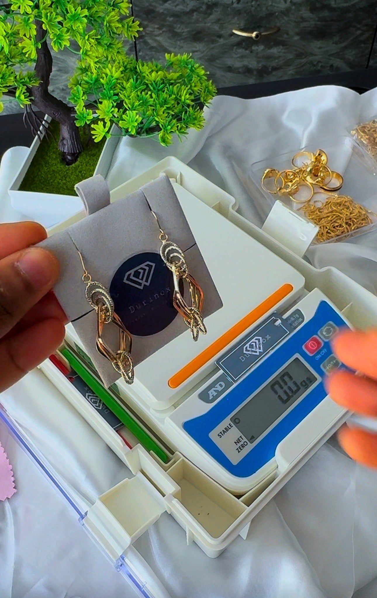 18 Karat Real Gold Drop Earrings | 2.4g