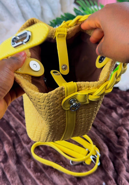 Yellow Woven Shoulder Bag | LARYZ Everyday 053 | Medium