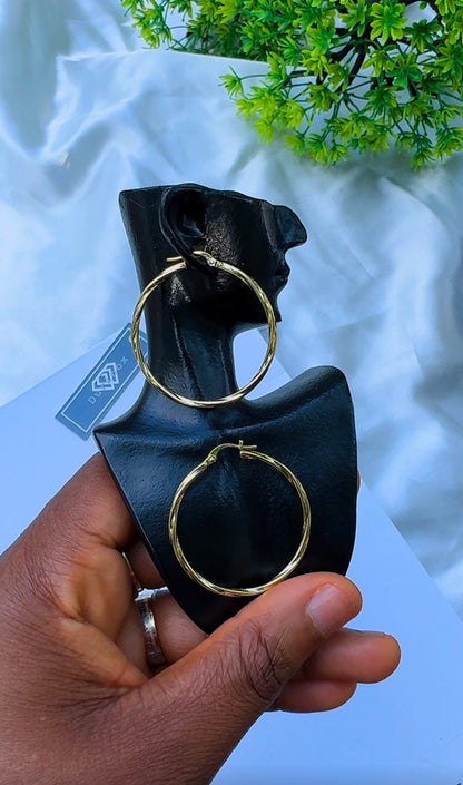 18K Solid Gold Medium Hoop Earrings | 1.5g & 1.63g