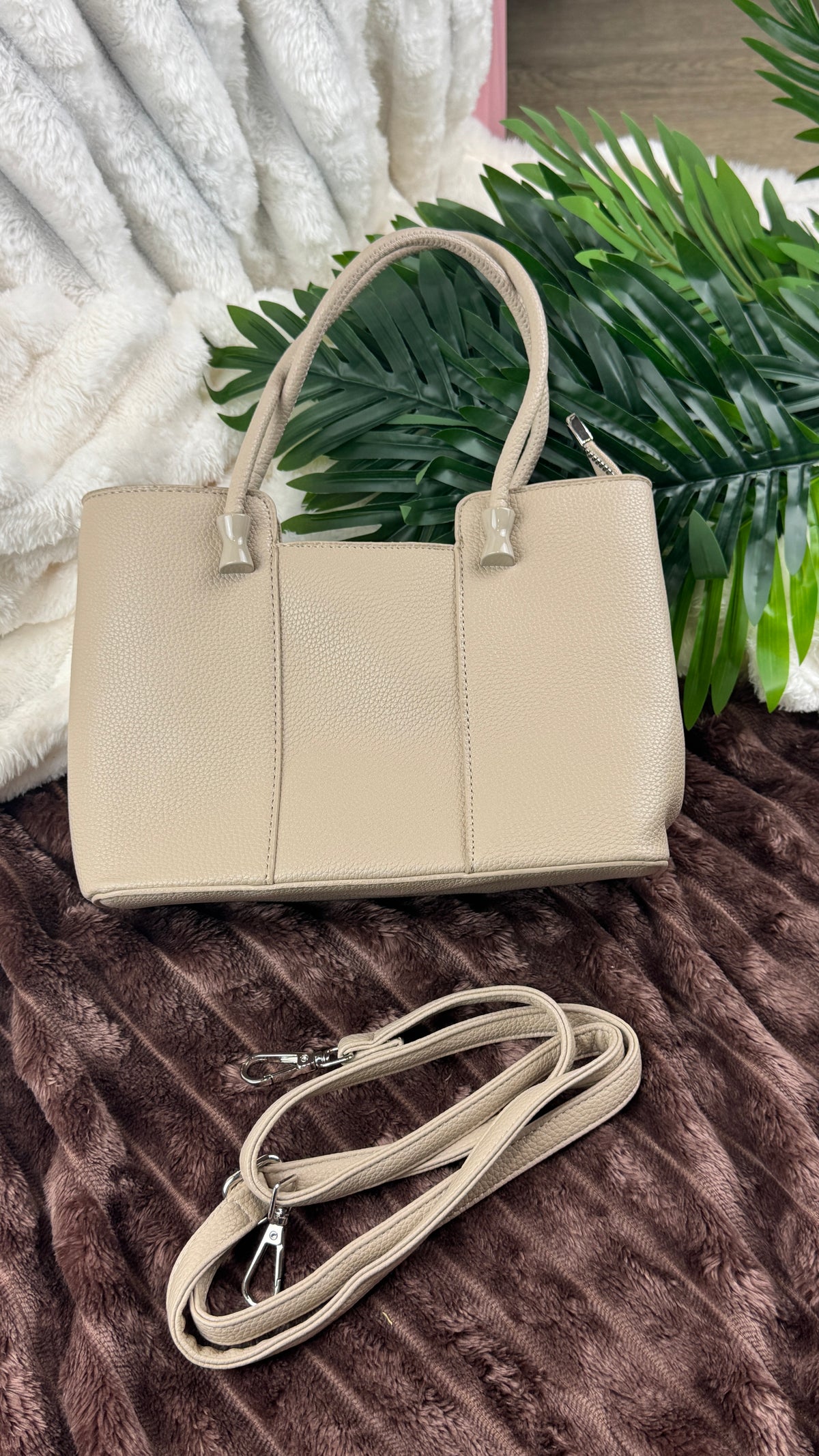 Women’s Nude Pebbled Leather Dual-Handle Tote Bag | LARYZ Everyday 046 | Small-Medium