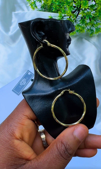 18K Solid Gold Medium Hoop Earrings | 1.5g & 1.63g