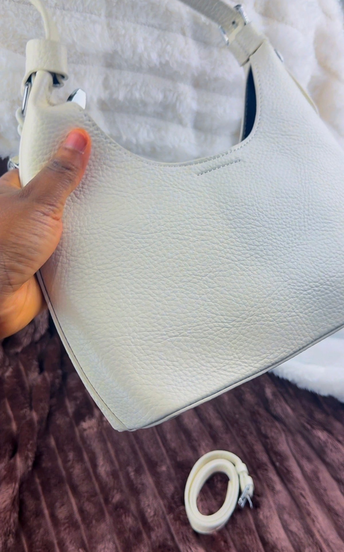 Cavella White Shoulder Handbag With Chain | LARYZ Everyday - 035 | Medium