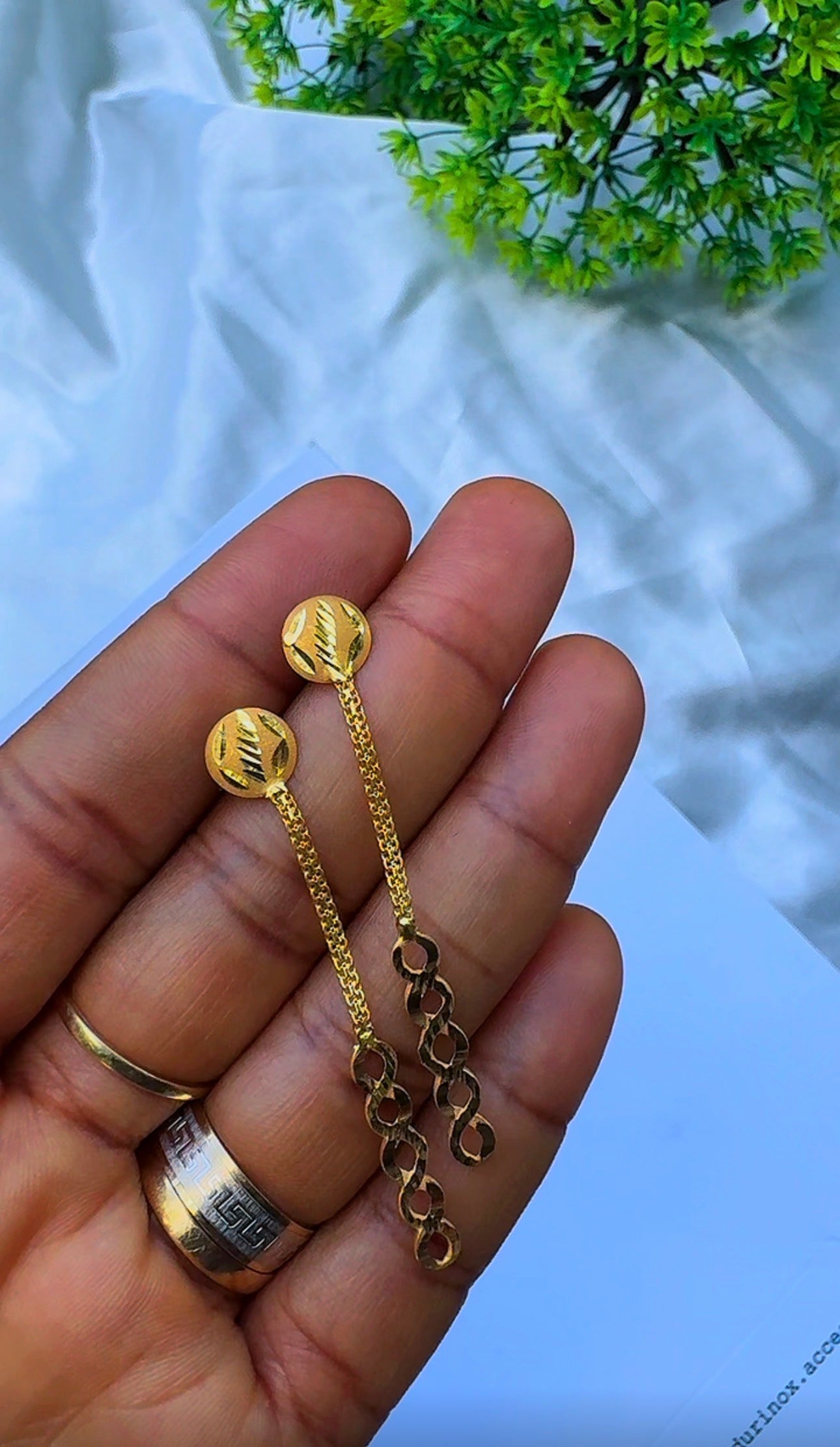 21ct Solid Gold Infinity Drop Stud Earrings | 2.5g