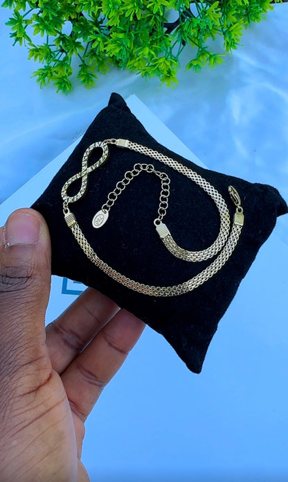 18 Karat Solid Gold Carpet + Charm Anklet | 10 Inches | 4g~4.3g
