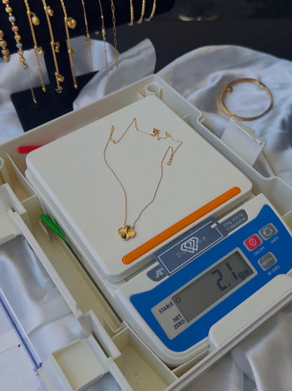 Degacc 18 karat Solid Italian Gold Instant Chain Clover Necklace