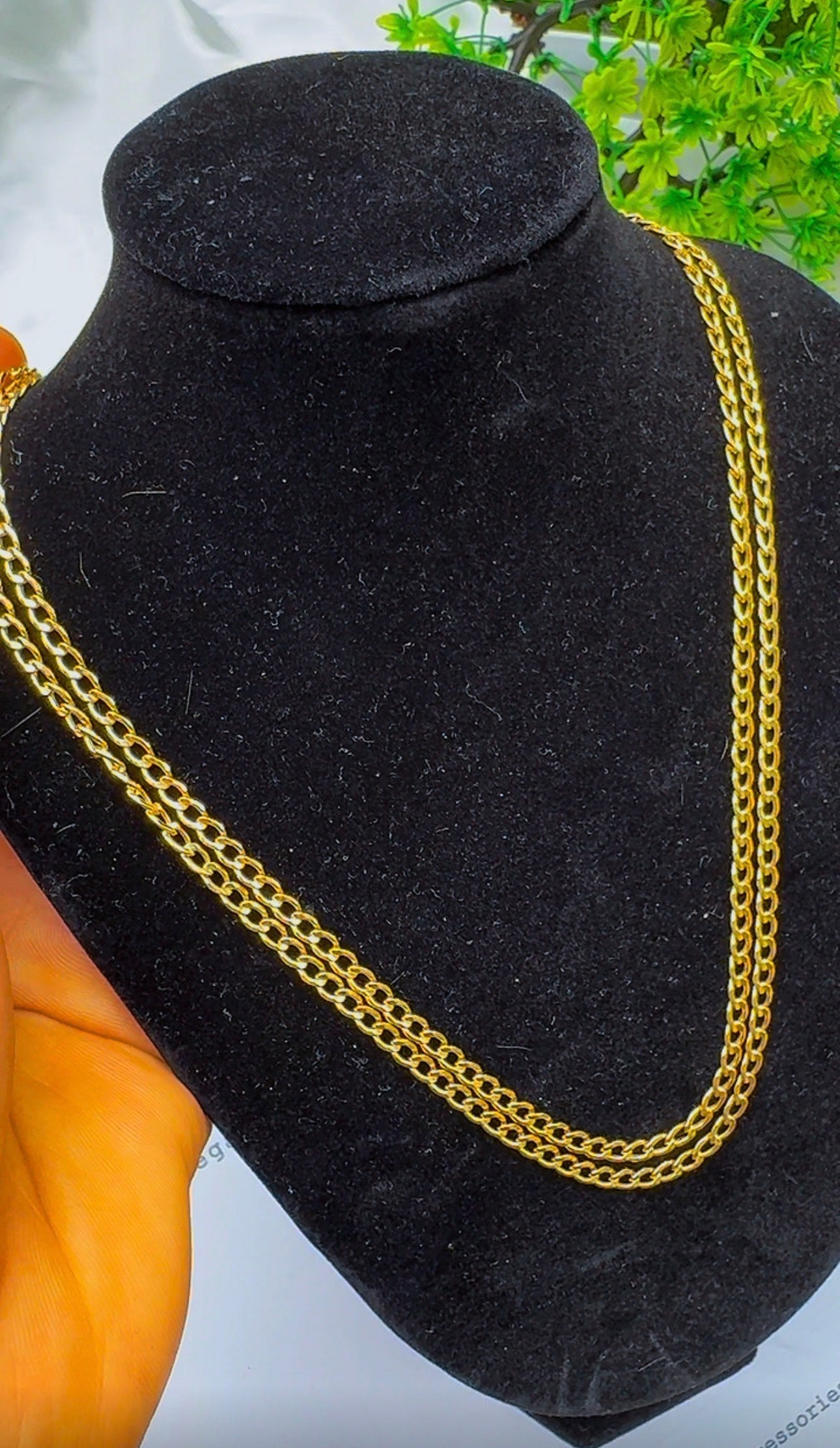 18K Solid Gold Cuban Chain Necklace 18” – 4.8g | 20” - 5.2g