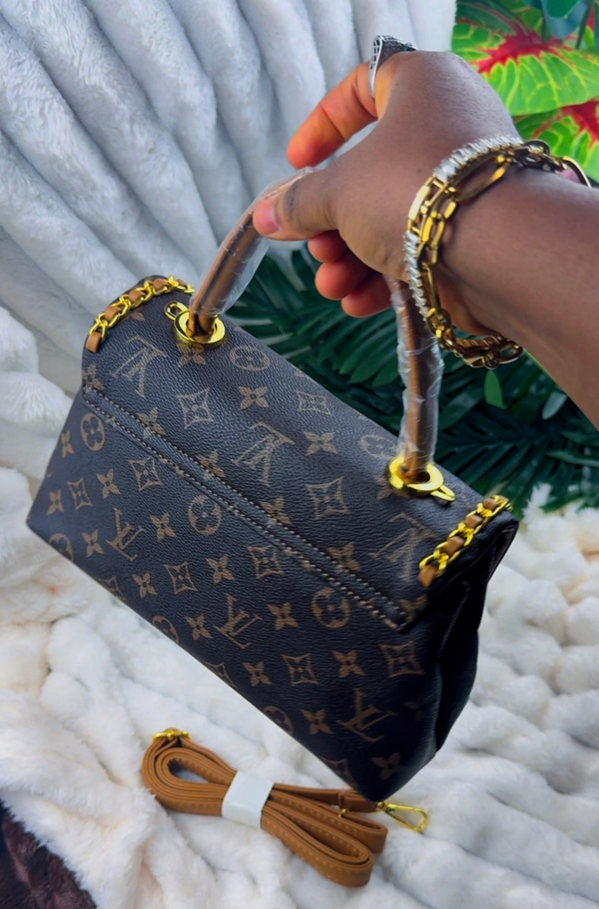 Monogram Canvas Flat Ladies Handbag | LARYZ Everyday - 033 | Medium