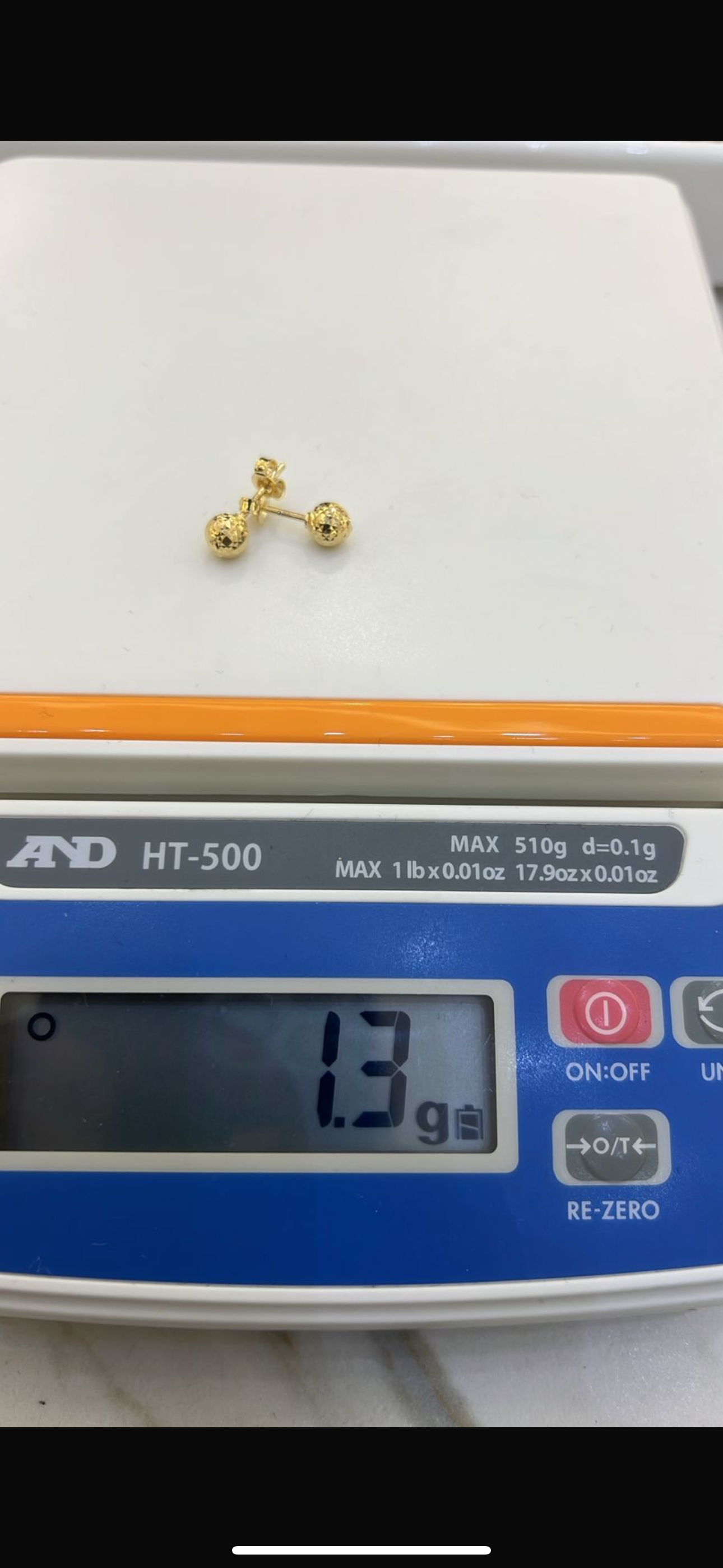 Dufag 18 Karat Pure Gold Ball Stud Earrings